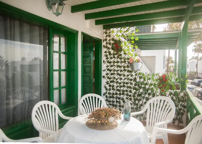 Thaisay Malibu Tías